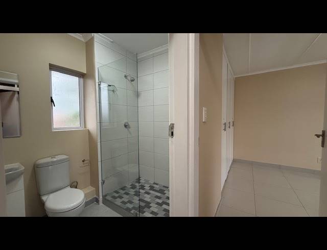 2 BEDROOM DUPLEX RENTED IN ESSENWOOD